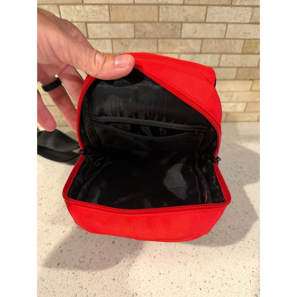 Super Mario Nintendo Switch Crossbody Carrying Bag Case Gaming - Picture 3 of 4